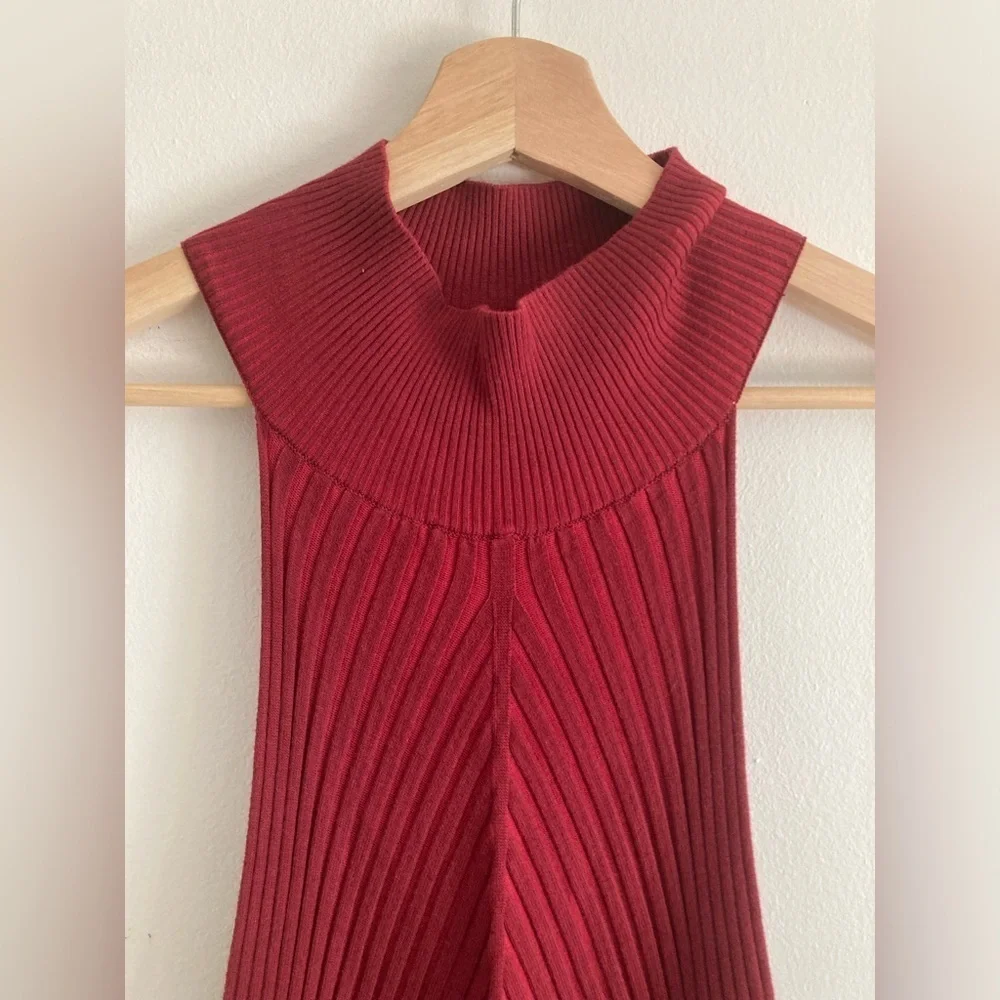 Good American Ribbed Midi Keyhole Dress Stretch in Team Cardinal 5/6 NWT - Picture 8 of 11